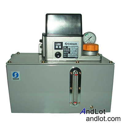 Japanese SHOWA grease pump LCB4411B
